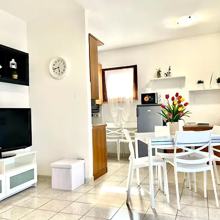 Dimora Di Charme Con Piscina E Giardino,vicina Appartamento *